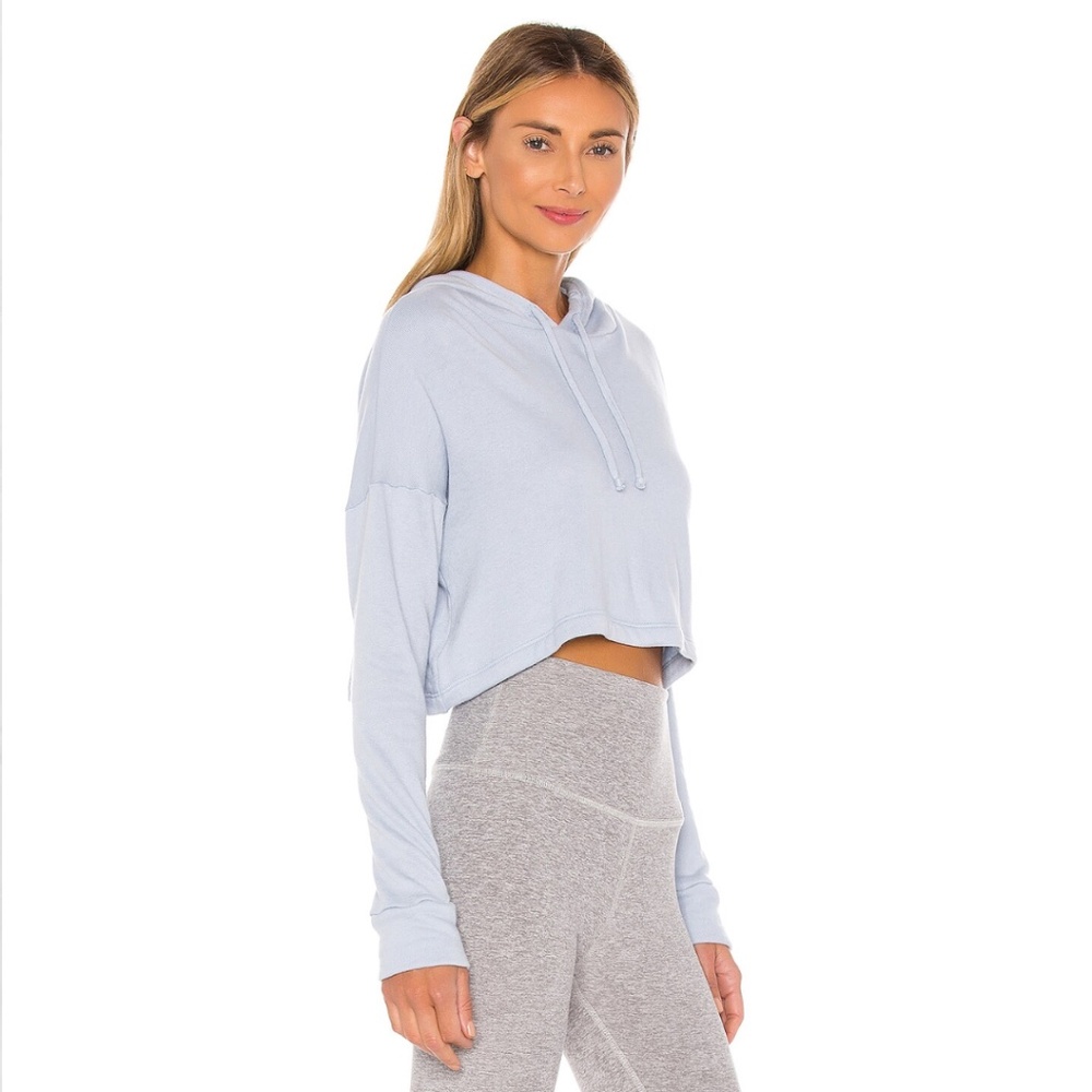 Beyond Yoga Wonders Never Fleece Super Cropped Hoodie in Blue Bells